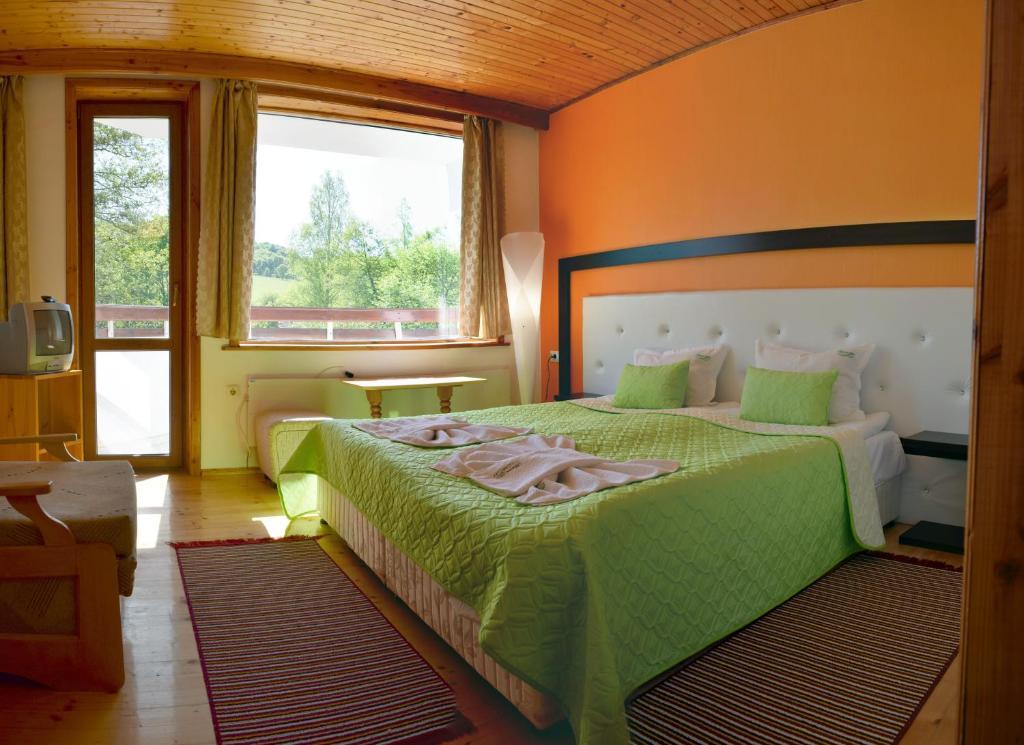 Hotel Paradise Place Kalofer Pokoj fotografie